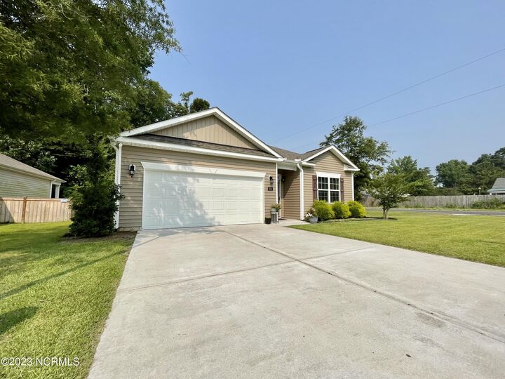 Property Photo:  200 Gabrielle Street  NC 28560 