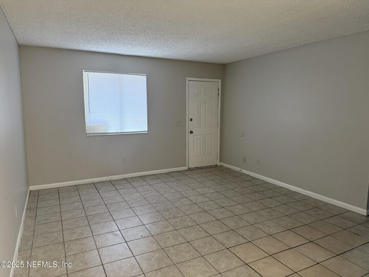 Property Photo: 5351 Westchase Court 4 FL 32210