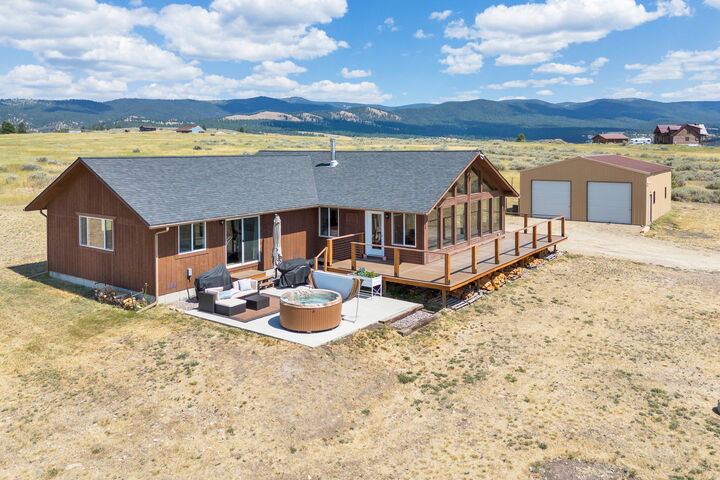 Property Photo: 652 Pathfinder Road S MT 59870