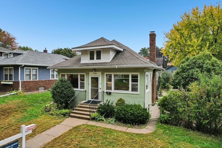 Property Photo: 2094 Goodrich Avenue MN 55105