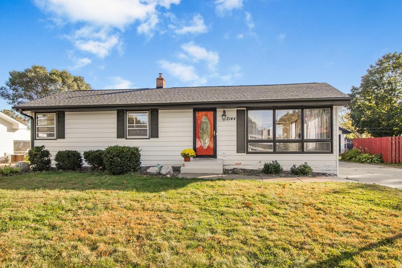 Property Photo: 2144 Mesabi Avenue MN 55109