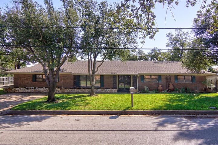 Photo de la propriété: 904 7th Avenue TX 76067
