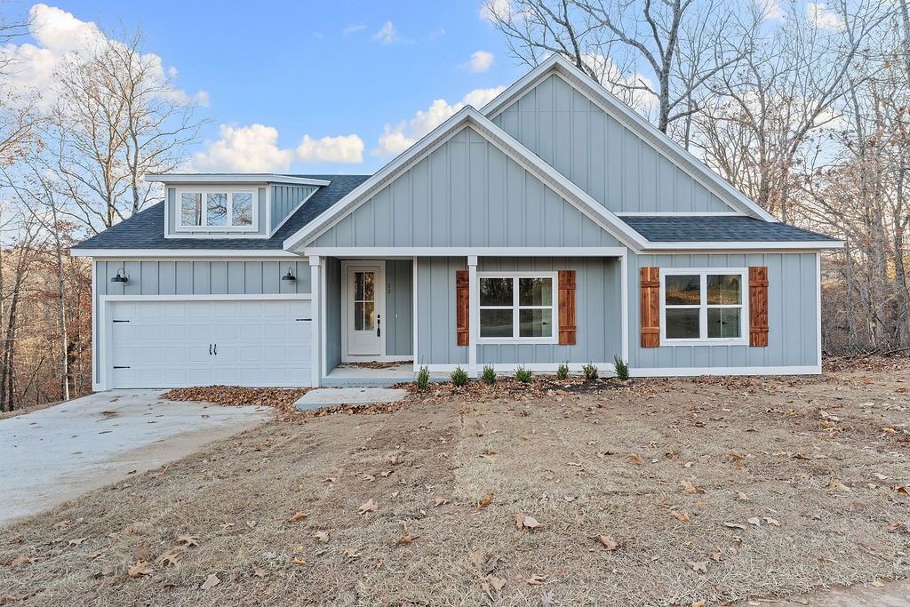 Property Photo: 12 Bobwith Lane AR 72714