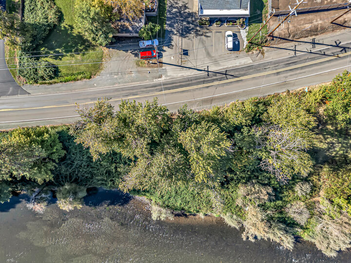 Property Photo: Rogue River Highway OR 97537