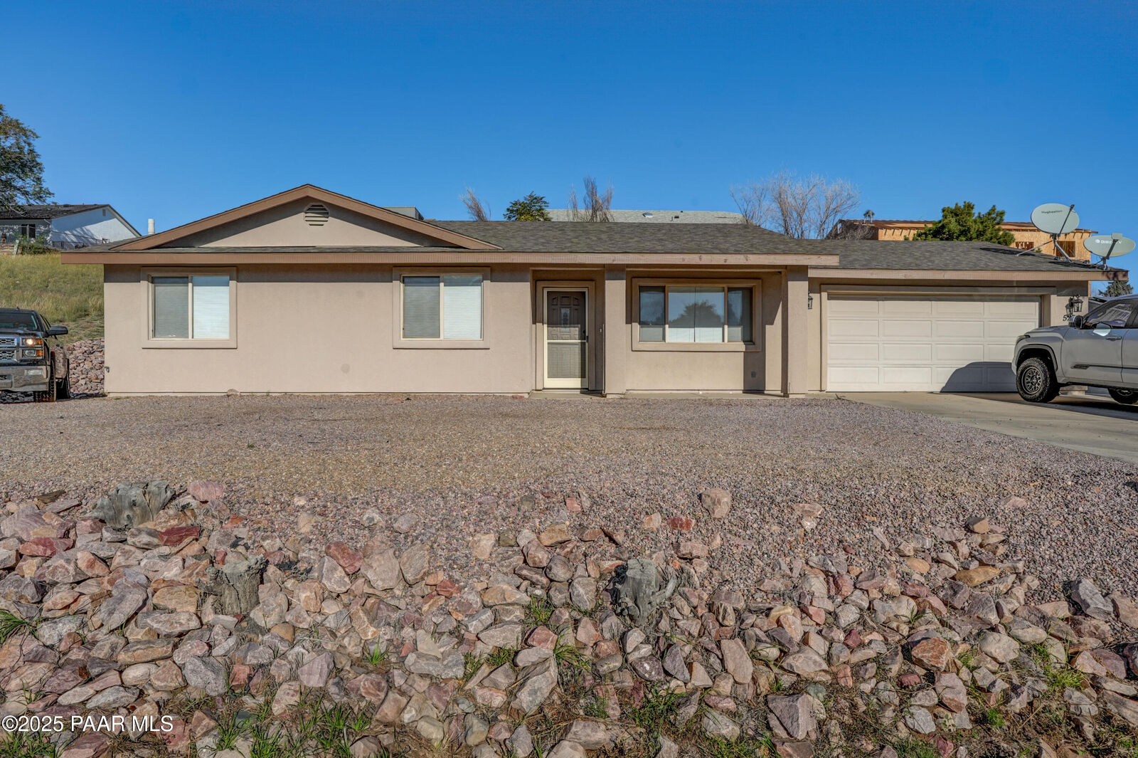 Property Photo: 5290 N Robert Road AZ 86314