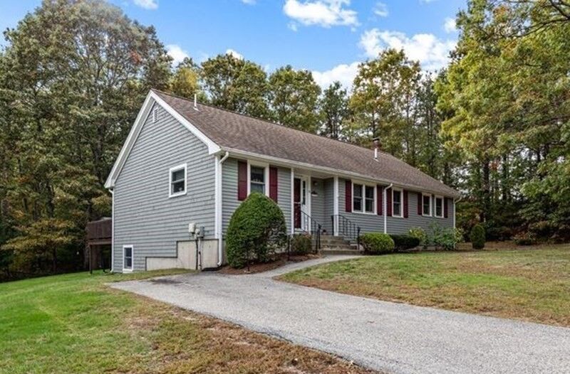 Property Photo:  46 Grabau Dr 46  MA 02360 