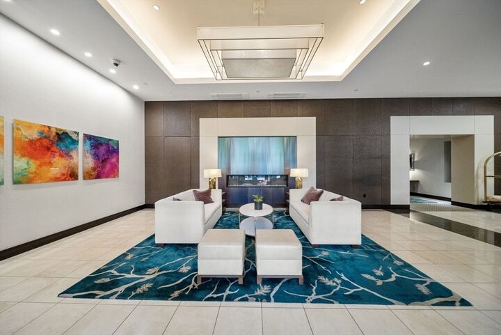 Property Photo: 500 Atlantic Avenue 19A MA 02210
