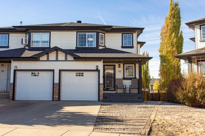 82 Arthur Close  Red Deer AB T4R 3M5 photo