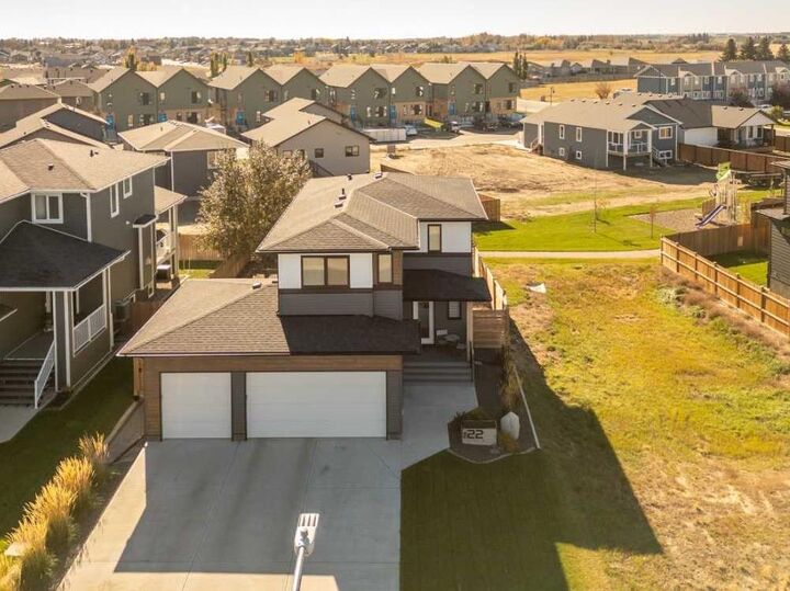 Property Photo: 22 Prairie Sunset Ave AB T1G 0E7