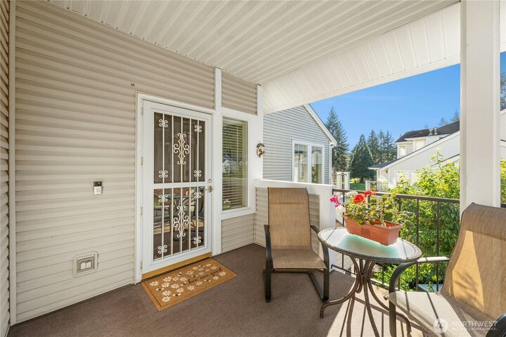 Property Photo: 4714 Fairwood Boulevard NE 601 WA 98422