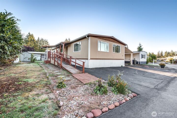 Property Photo:  11622  Silver Lake Road 58  WA 98208 