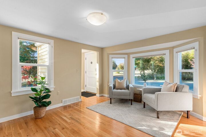 Property Photo: 4201 S Spencer Street WA 98118