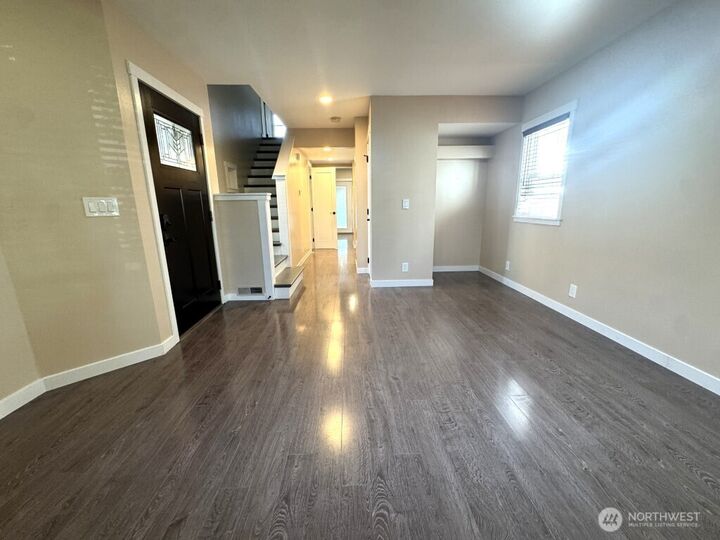 Property Photo:  2411 E Yesler Way  WA 98122 
