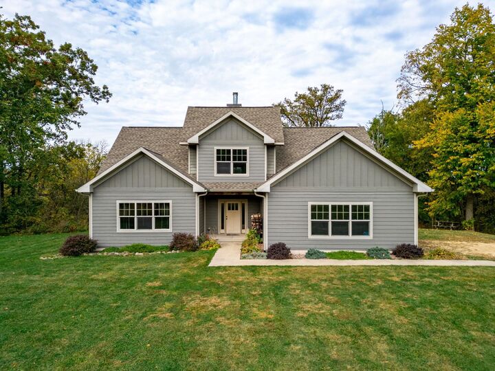 Property Photo:  166 S Rocky Hill Road  IL 61036 