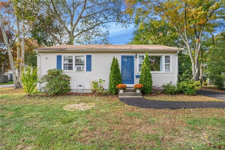 15 Obadiah Avenue  Warwick RI 02889 photo