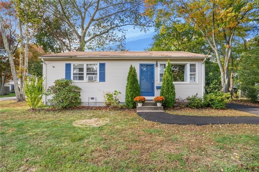 Property Photo:  15 Obadiah Avenue  RI 02889