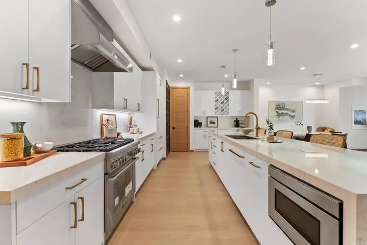 Property Photo: 2670 Roosevelt Street CA 92008