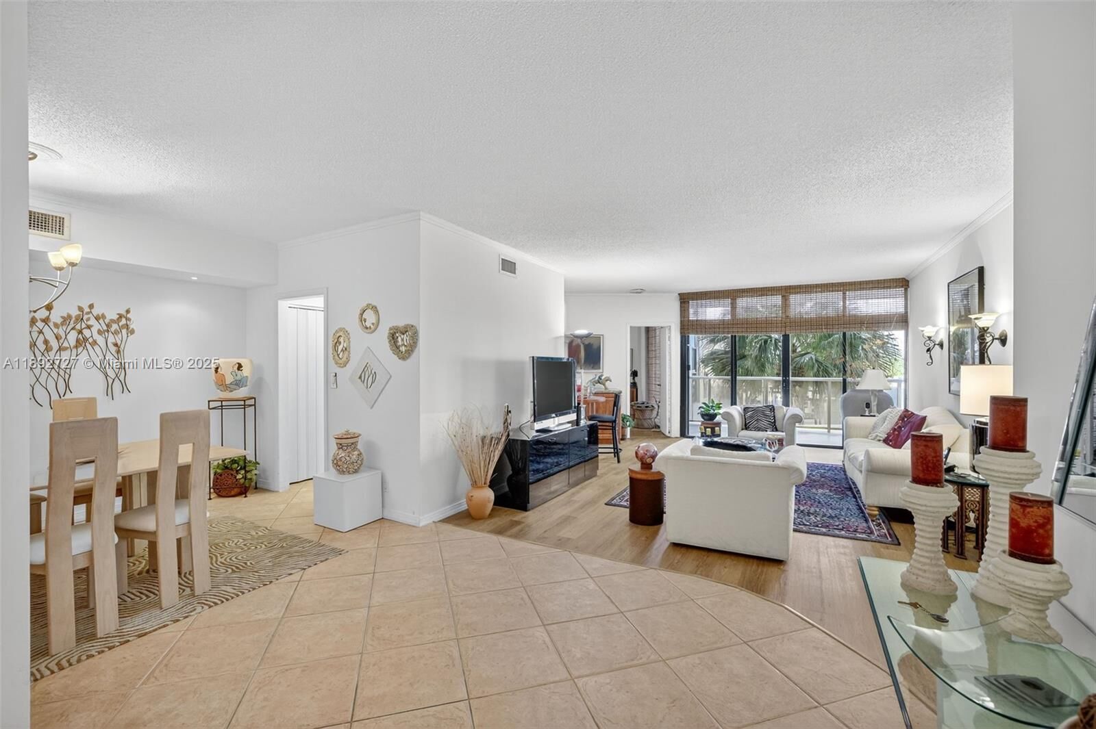 Property Photo: 20281 E Country Club Dr 210 FL 33180