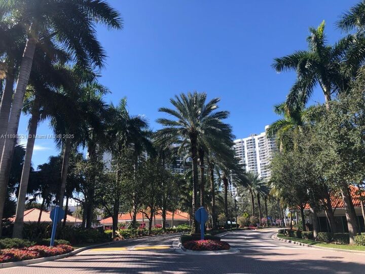 Property Photo: 3530 Mystic Pointe Dr 408 FL 33180