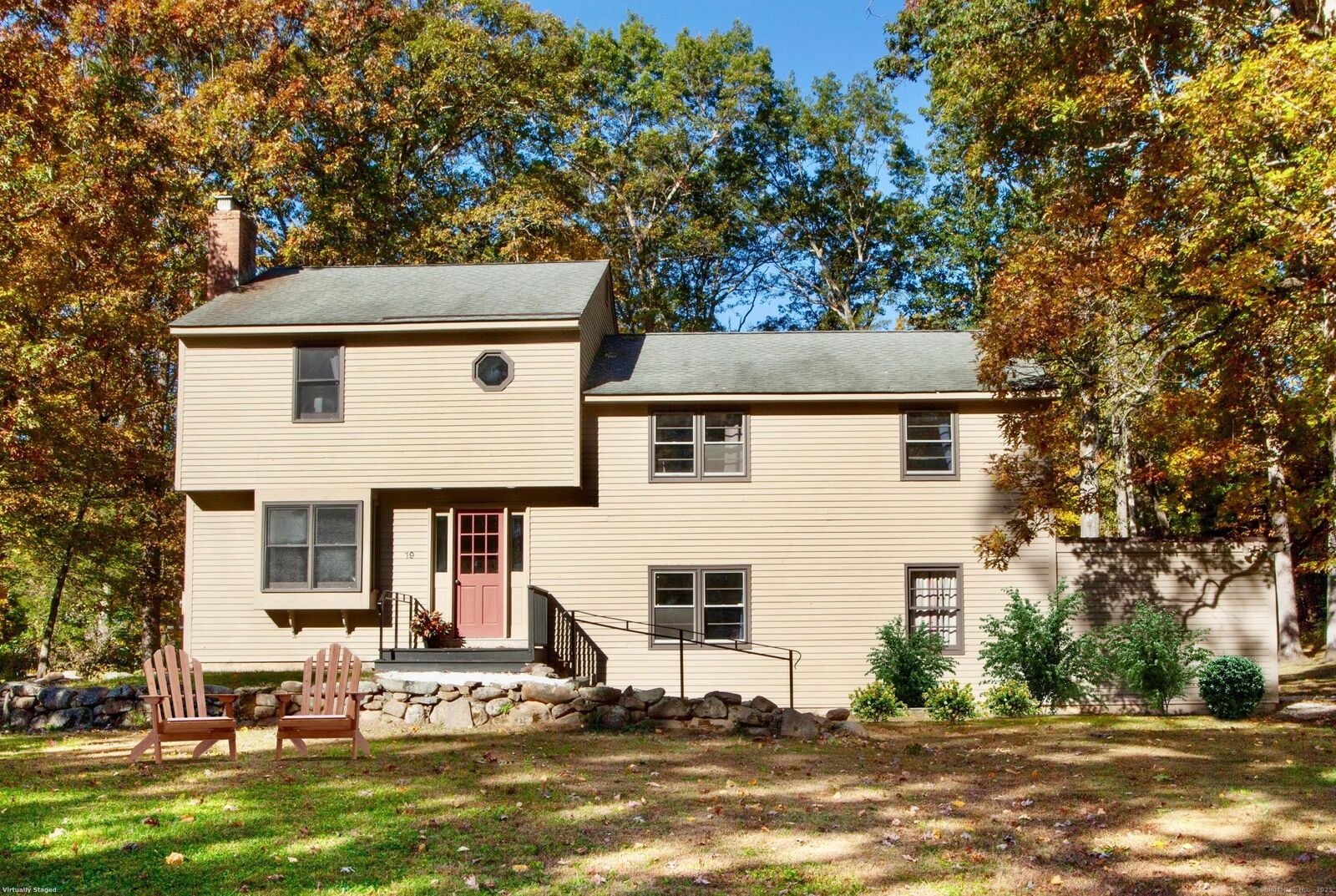 Property Photo: 19 Glenbrook Drive CT 06092