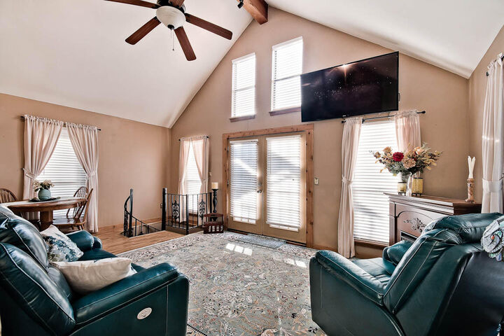 Property Photo: 715 Easy Street MO 64854
