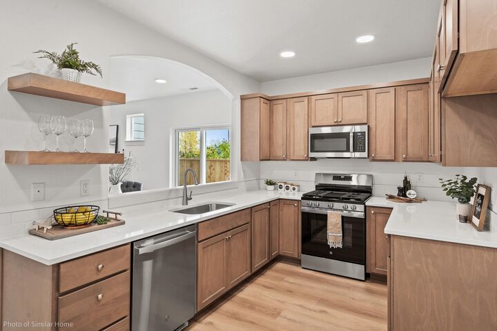 Property Photo: 312 N Viewmont Ct 8/1 Canyon WA 99016