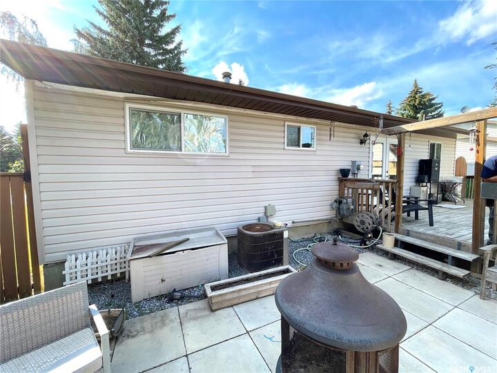Photo de la propriété: 2472 Ross Crescent SK S9A 3R3