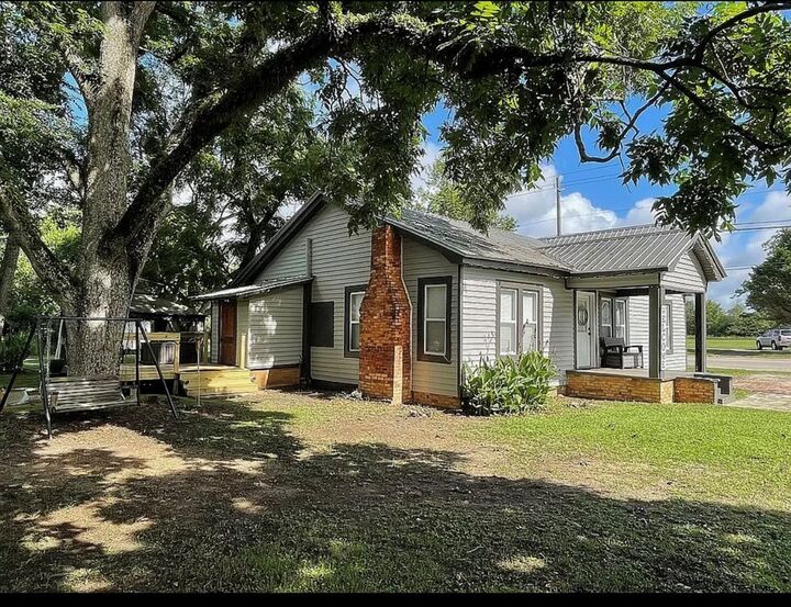 Property Photo: 14 Borland AL 36350