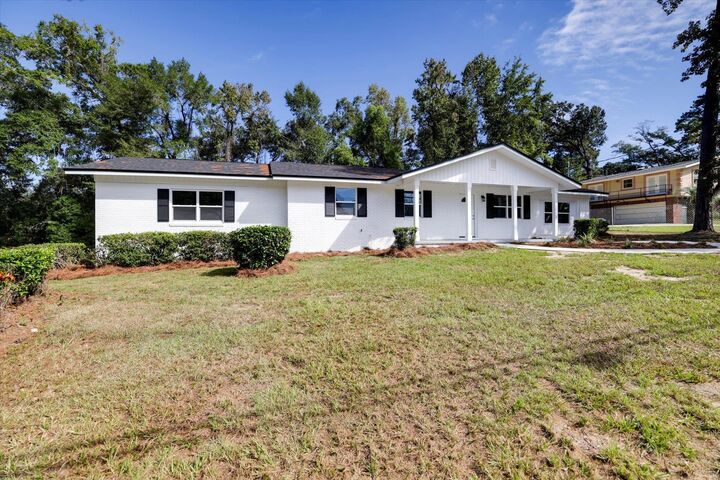 1502 Coleman Street  Tallahassee FL 32310-6016 photo