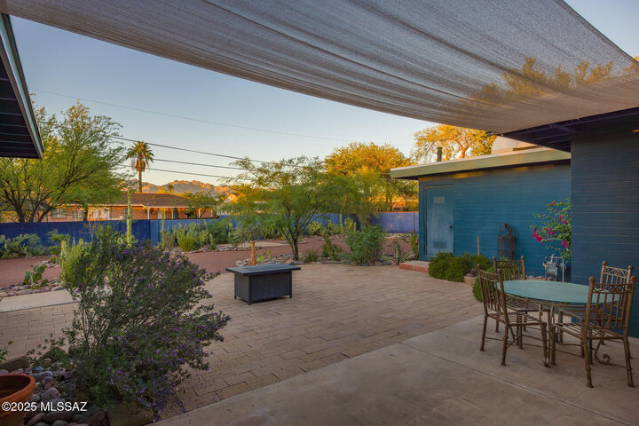 Property Photo: 4065 E 3rd Street AZ 85711