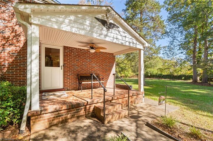 Property Photo: 3137 Middlebrook Drive NC 27012