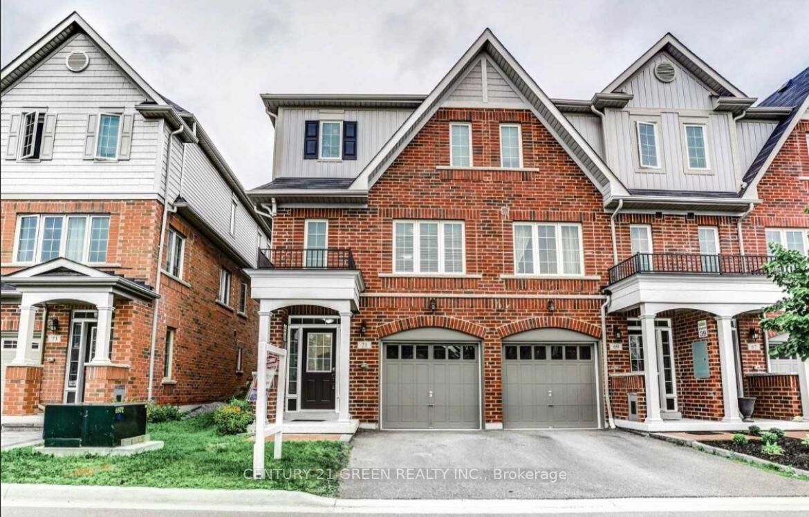 Property Photo:  71 Magpie Way  ON L1N 8P7 