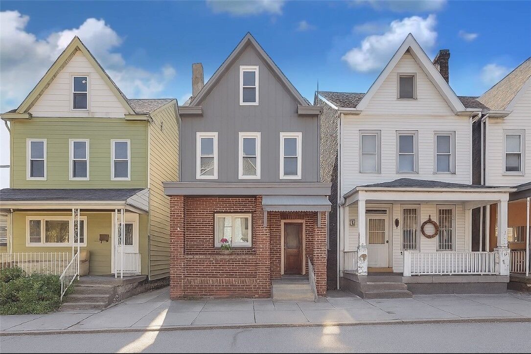 Property Photo: 4928 Sciota St PA 15224