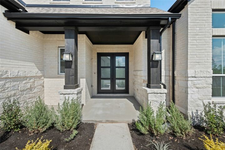 Property Photo: 1500 Rodeo Ridge Drive TX 78628
