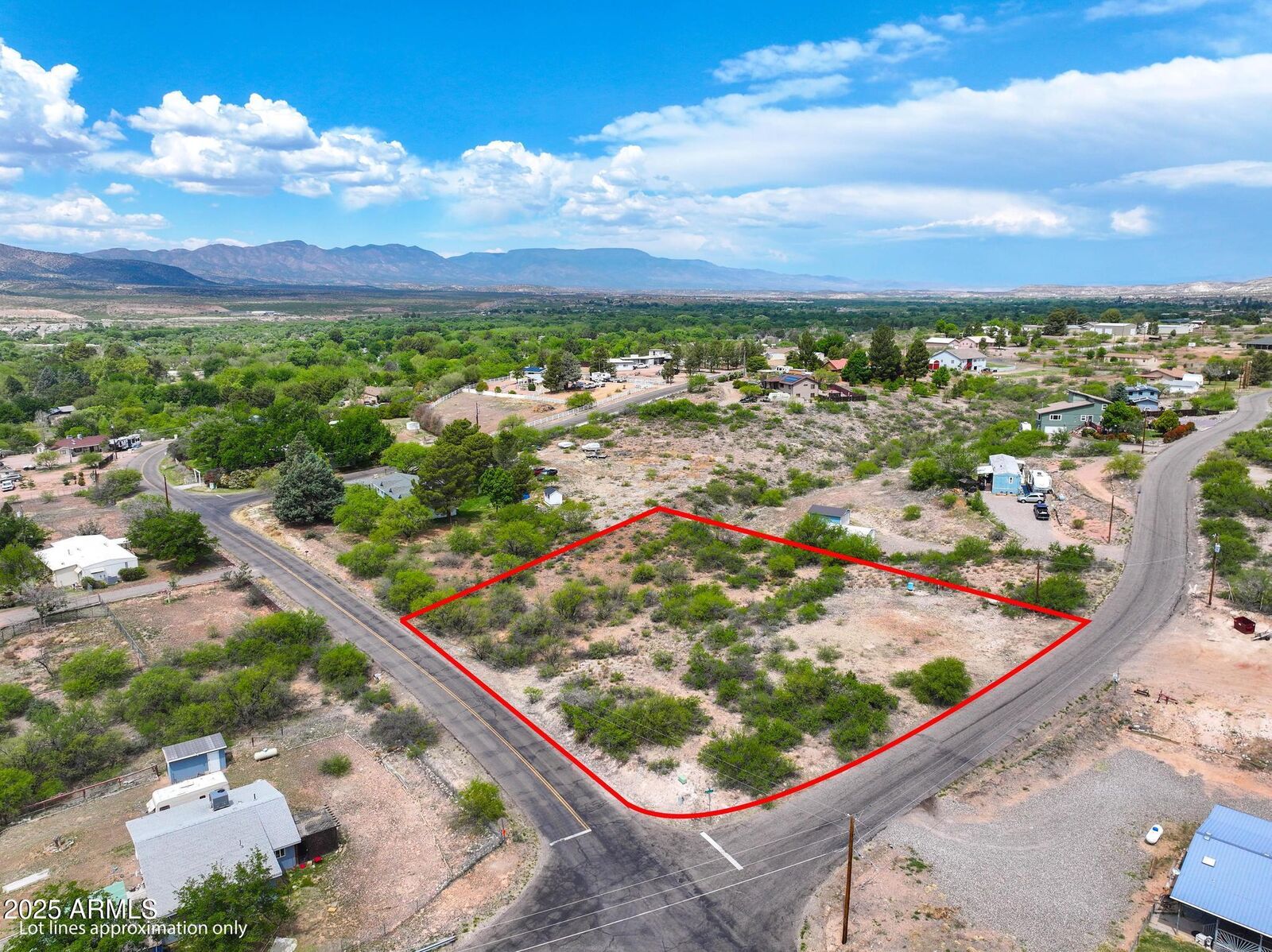 Property Photo: 740 W Buffalo Trail 99 AZ 86322