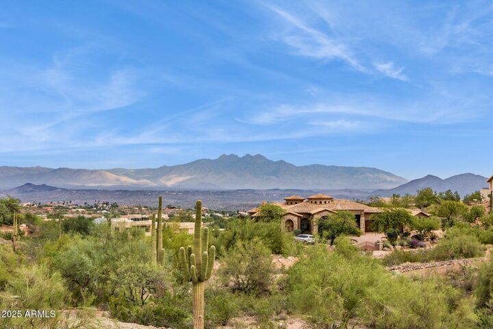 Property Photo: 9130 N Hummingbird Trail AZ 85268