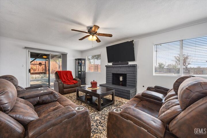 Property Photo:  4801 Bergquist Avenue  CA 93307 