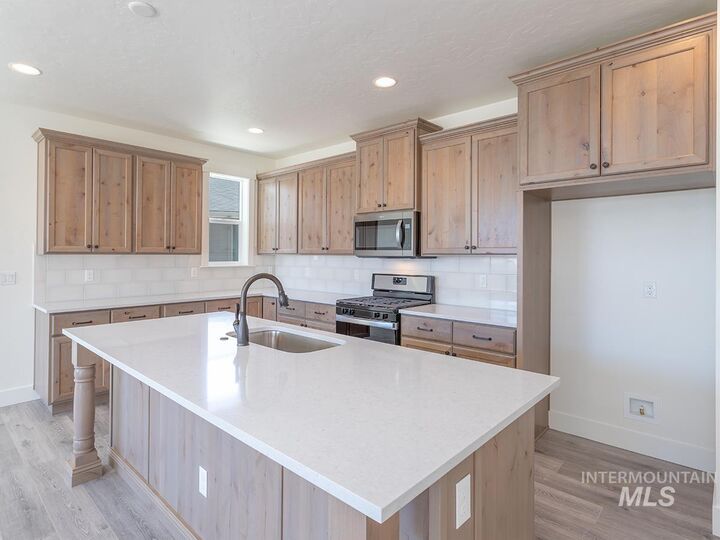Property Photo: 8490 W Millcreek Ct ID 83669