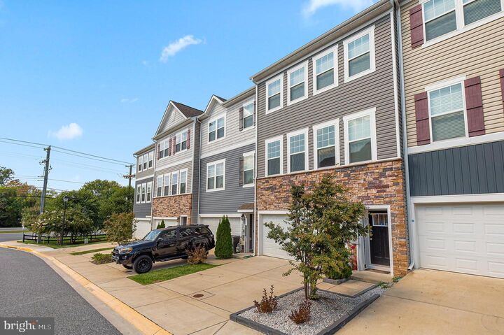 Property Photo:  1010 Tuscany Lane  MD 21144