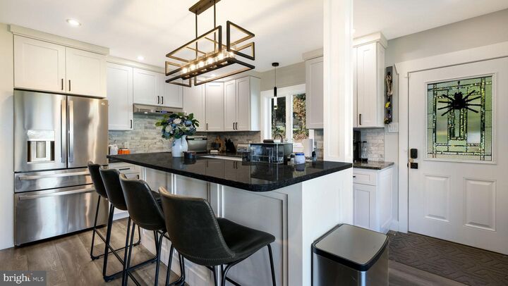 Property Photo:  1104 N York Road  PA 19090 