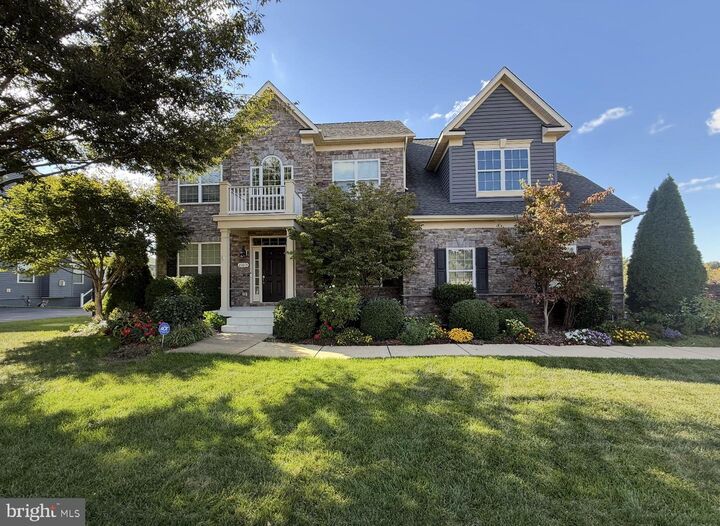 21015 Honeycreeper Place  Leesburg VA 20175 photo