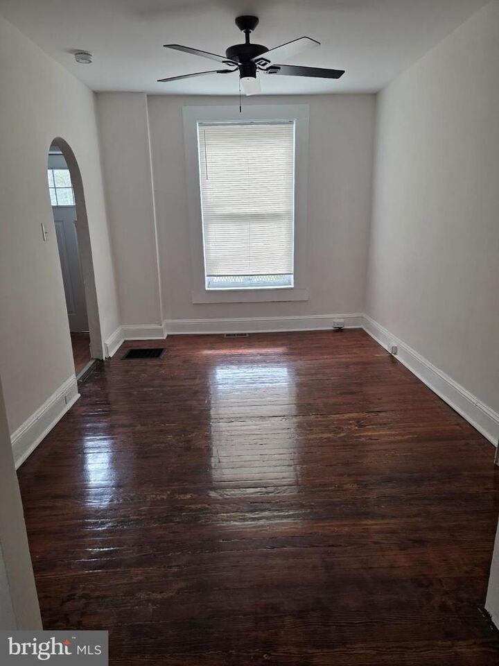 Property Photo: 3151 Ravenwood Avenue MD 21213