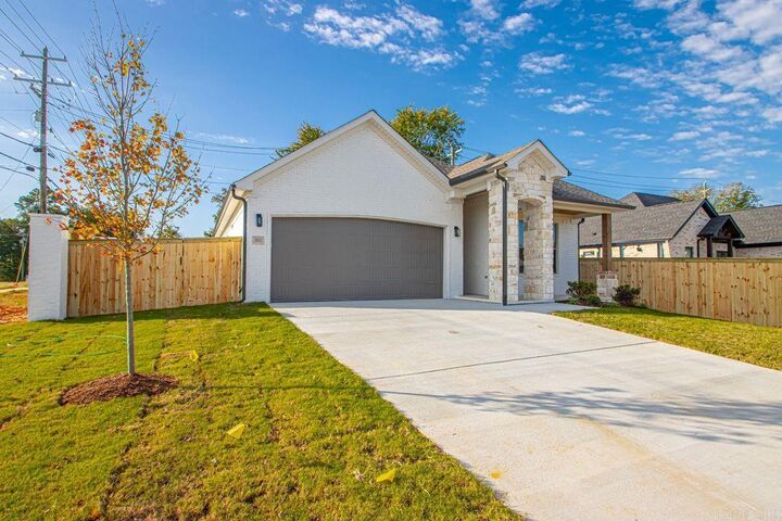 Property Photo:  3851 Spencer Crossing Drive  AR 72019