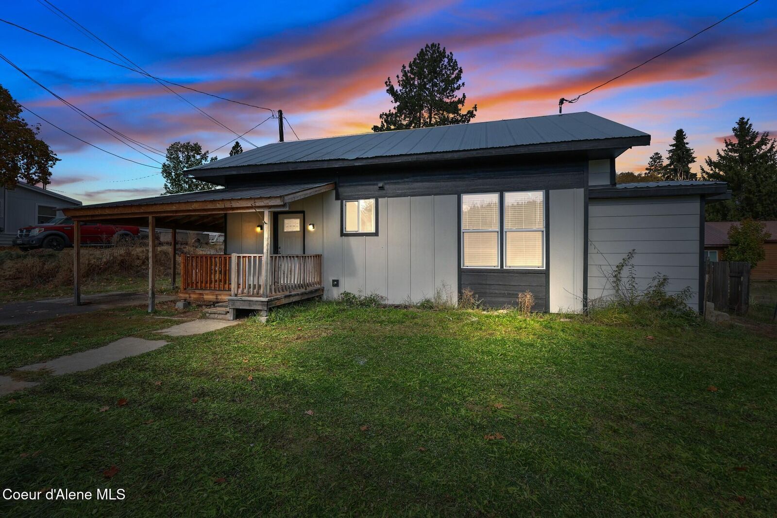Property Photo:  120 E 4th St S  ID 83822