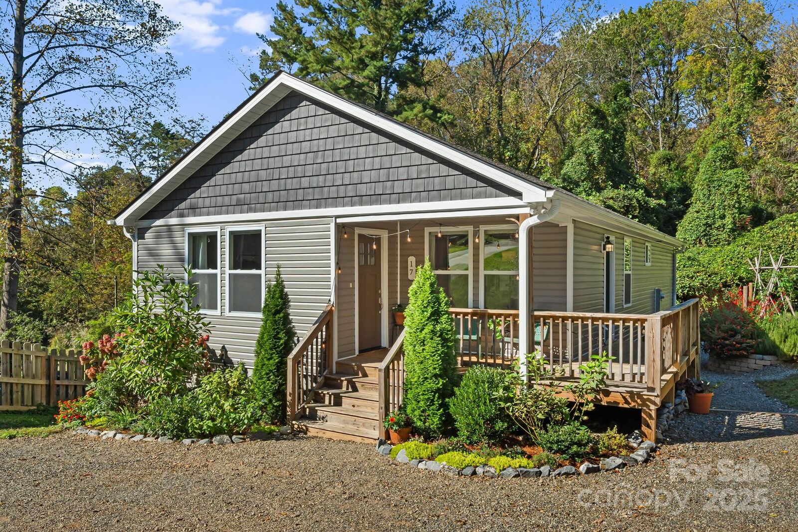 Property Photo:  17 Rhudy Road 1  NC 28806