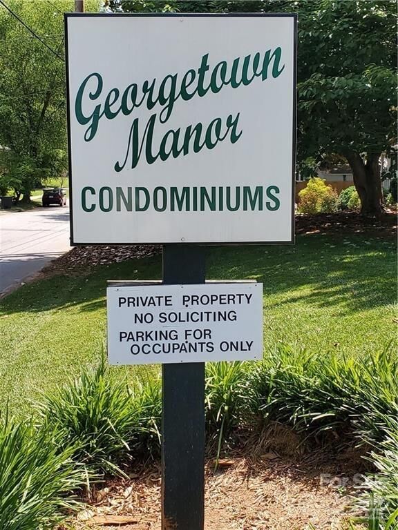 636 Walnut Street C  Statesville NC 28677 photo