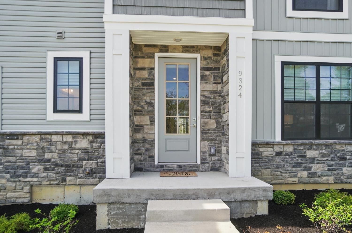 Property Photo: 9324 Old Plainfield Road OH 45236