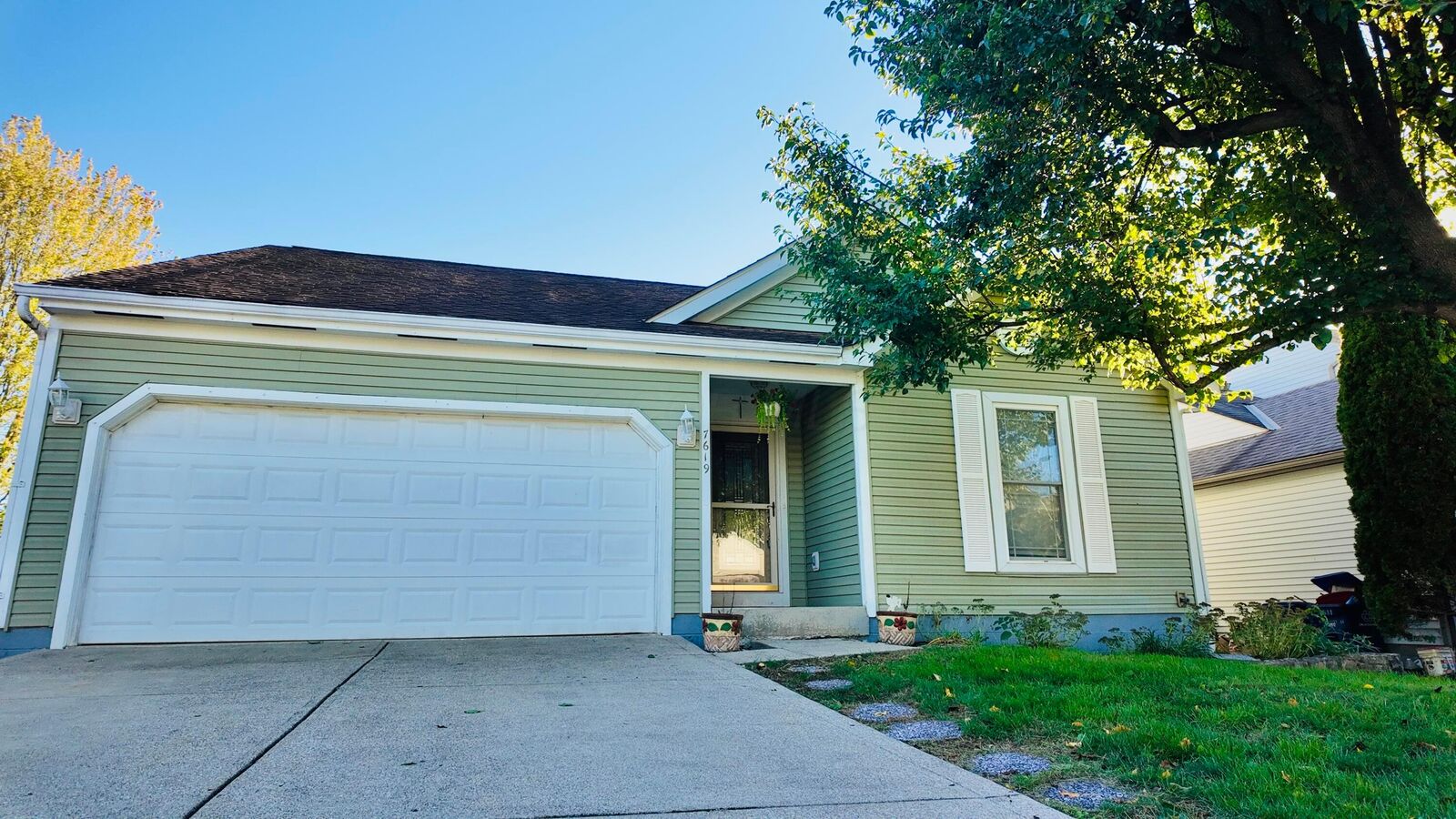Property Photo:  7619 Kittansett Lane  OH 43147