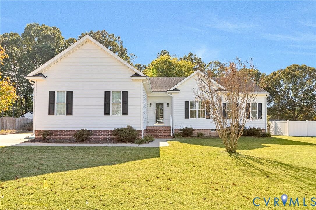 Property Photo: 7037 Lantana Lane VA 23111