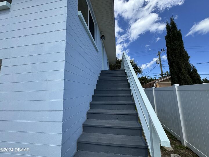 Property Photo:  115 Benjamin Drive  FL 32176 